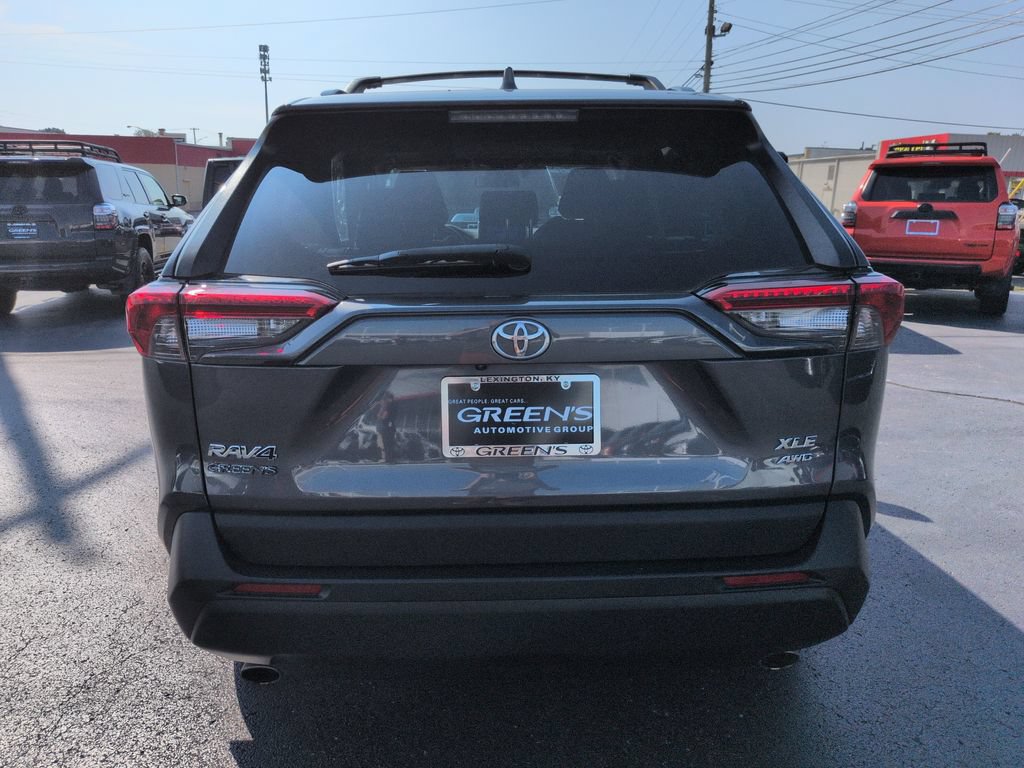 Certified 2023 Toyota RAV4 XLE w/ Convenience Package AWD/4WD image 4