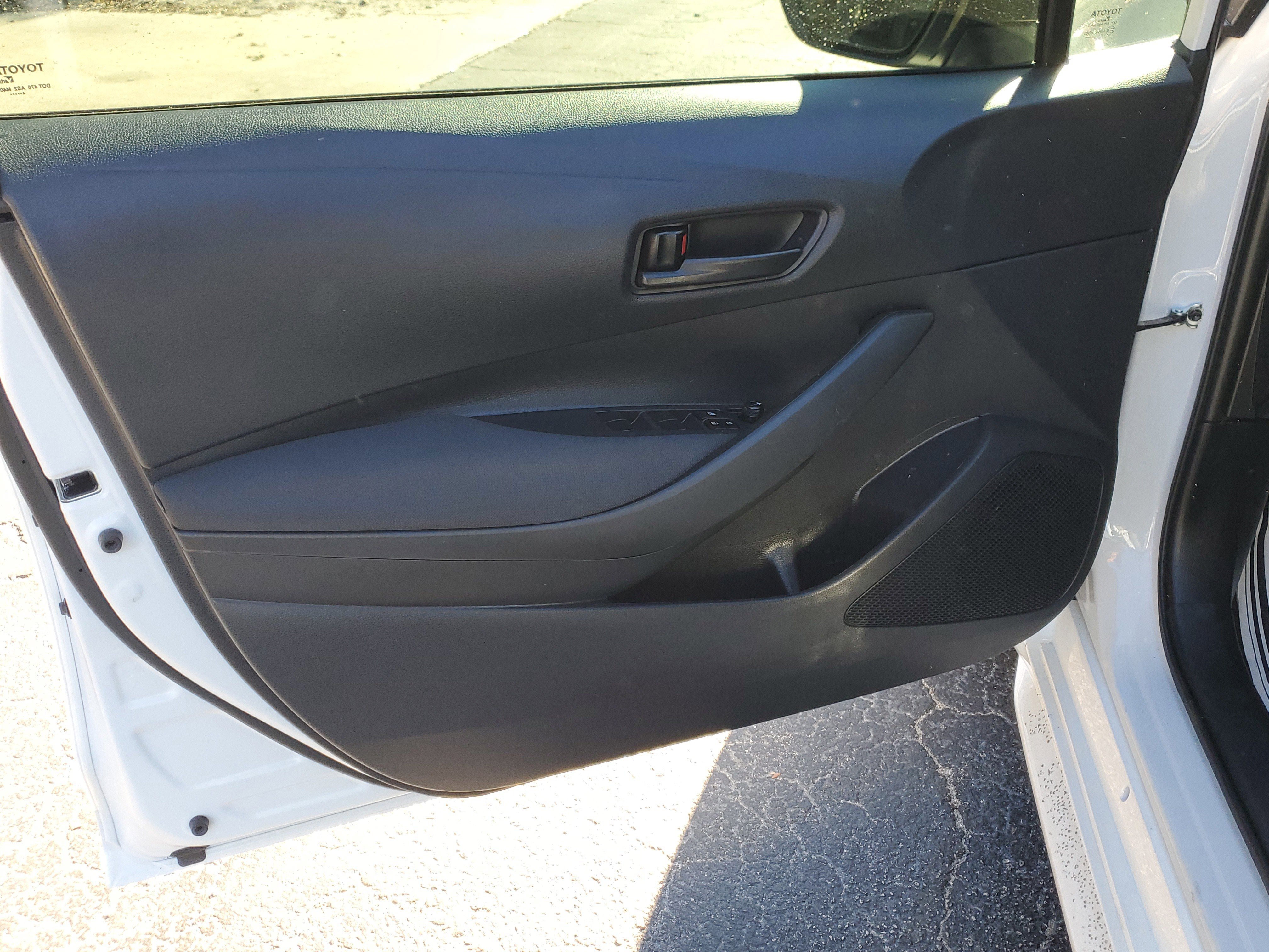 Used 2024 Toyota Corolla LE image 17