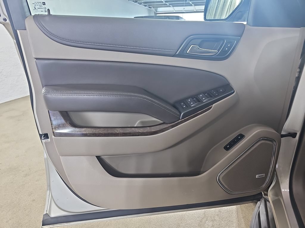 Used 2015 Chevrolet Tahoe LT AWD/4WD image 34