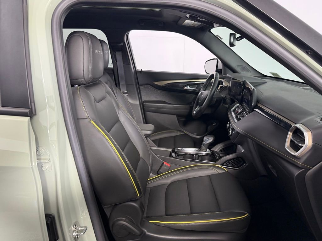 Used 2024 Chevrolet TrailBlazer ACTIV w/ Convenience Package FWD image 33