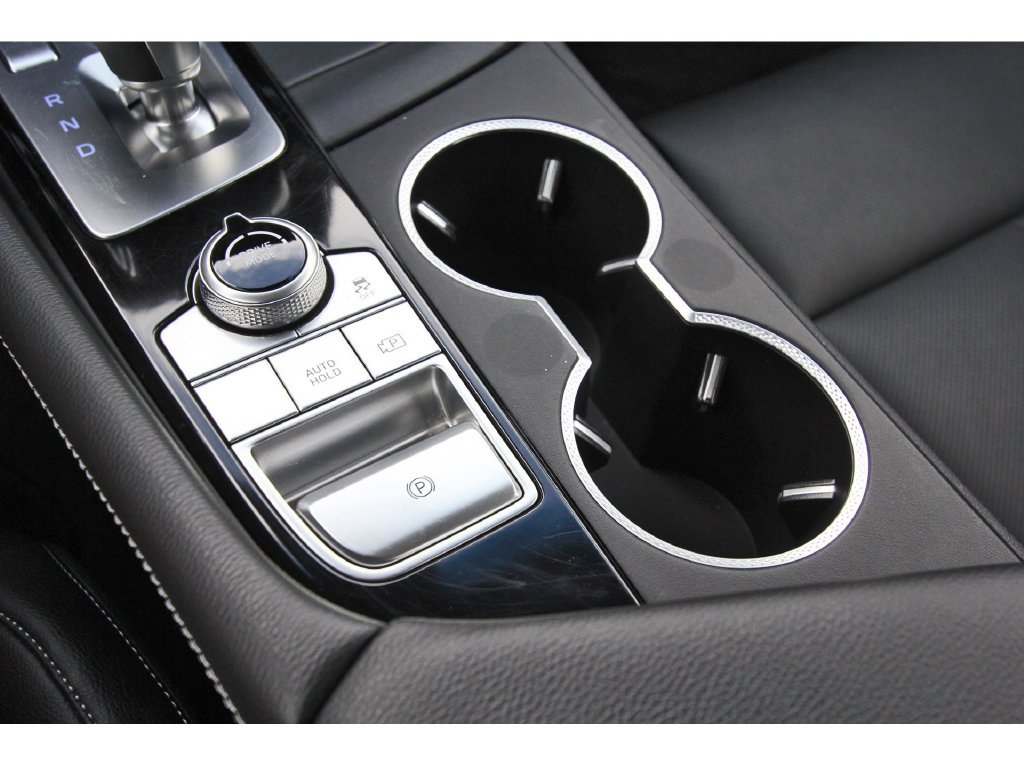 Used 2026 Genesis G70 2.5T RWD image 31