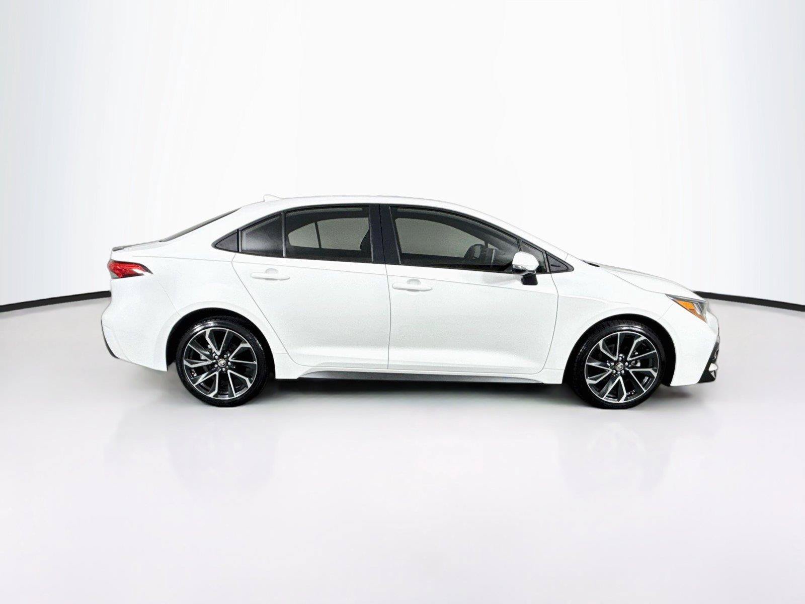 Certified 2022 Toyota Corolla XSE FWD image 10
