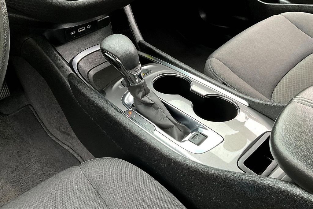 Used 2024 Chevrolet Malibu LT image 16