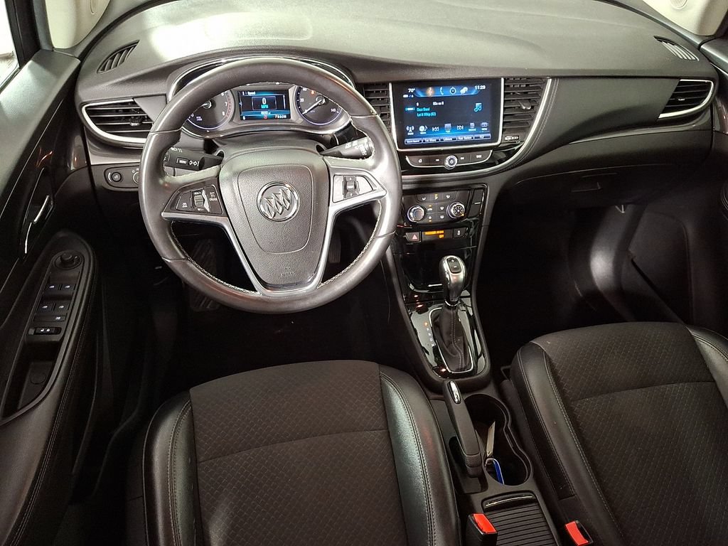 Used 2018 Buick Encore Preferred FWD image 2