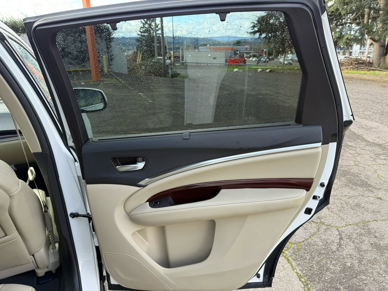 Used 2016 Acura MDX SH-AWD image 18