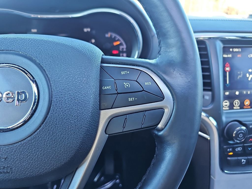 Used 2018 Jeep Grand Cherokee Limited image 22