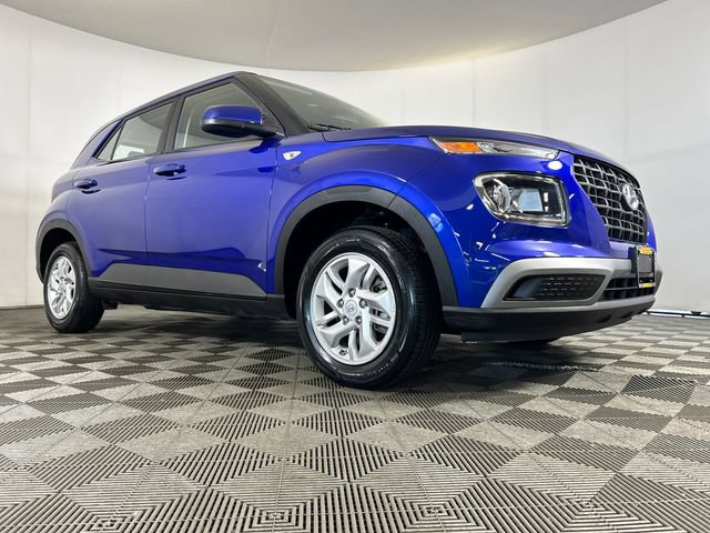 Certified 2025 Hyundai Venue SE