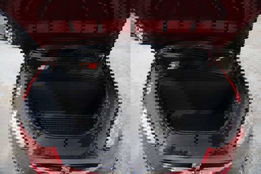 Used 2018 Tesla Model X 100D image 34