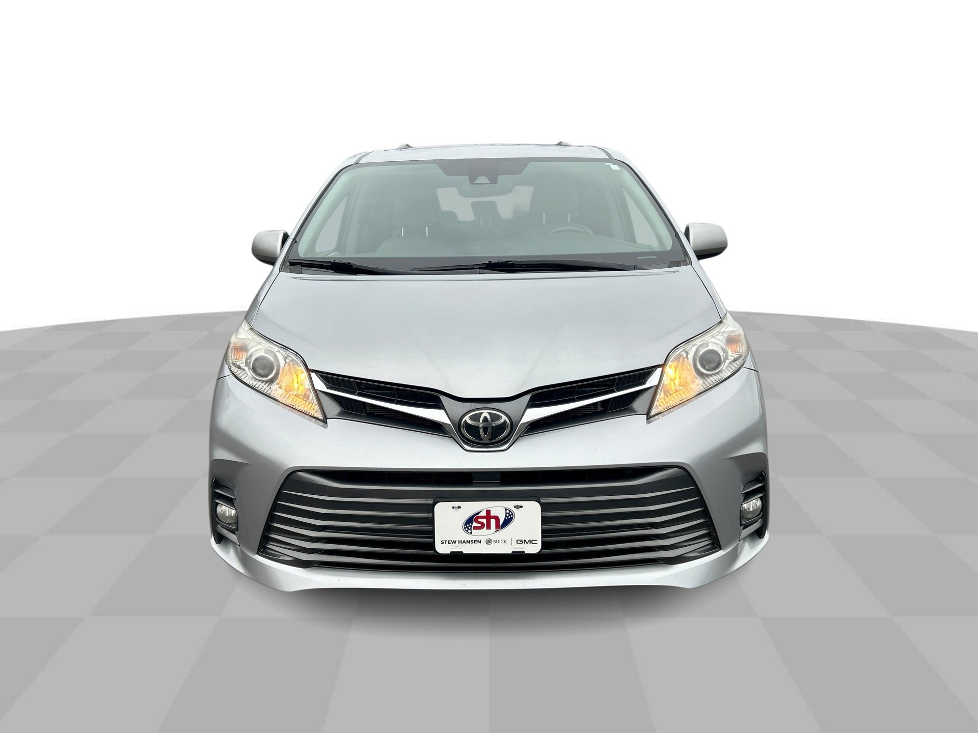 Used 2018 Toyota Sienna XLE Premium image 3