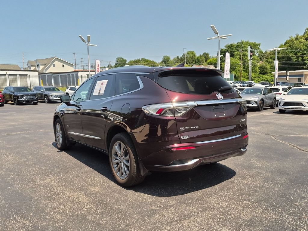 Used 2023 Buick Enclave Avenir w/ Avenir Technology Package AWD/4WD image 7