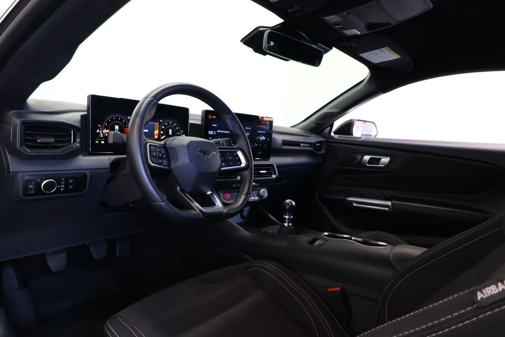 Used 2024 Ford Mustang GT RWD image 17