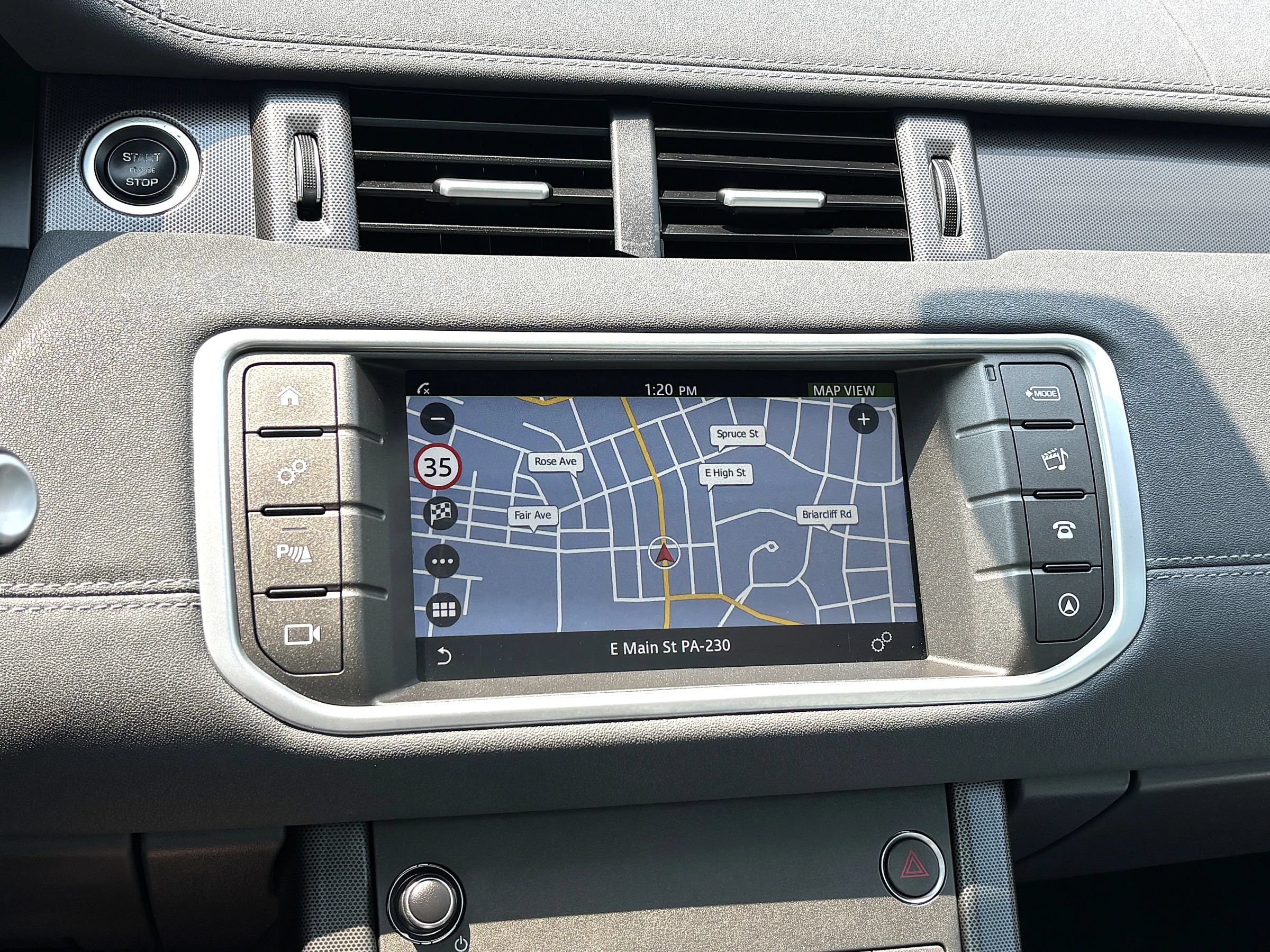 Used 2018 Land Rover Range Rover Evoque SE AWD/4WD image 23