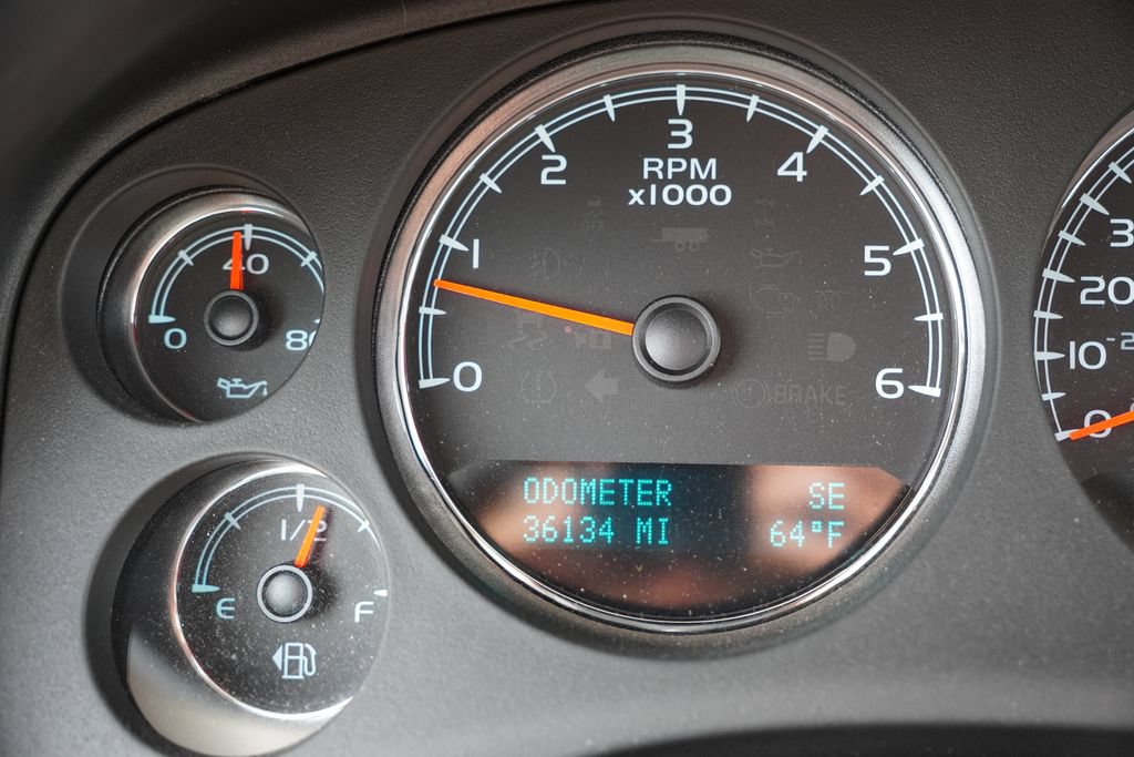 Used 2013 Chevrolet Tahoe LTZ AWD/4WD image 10