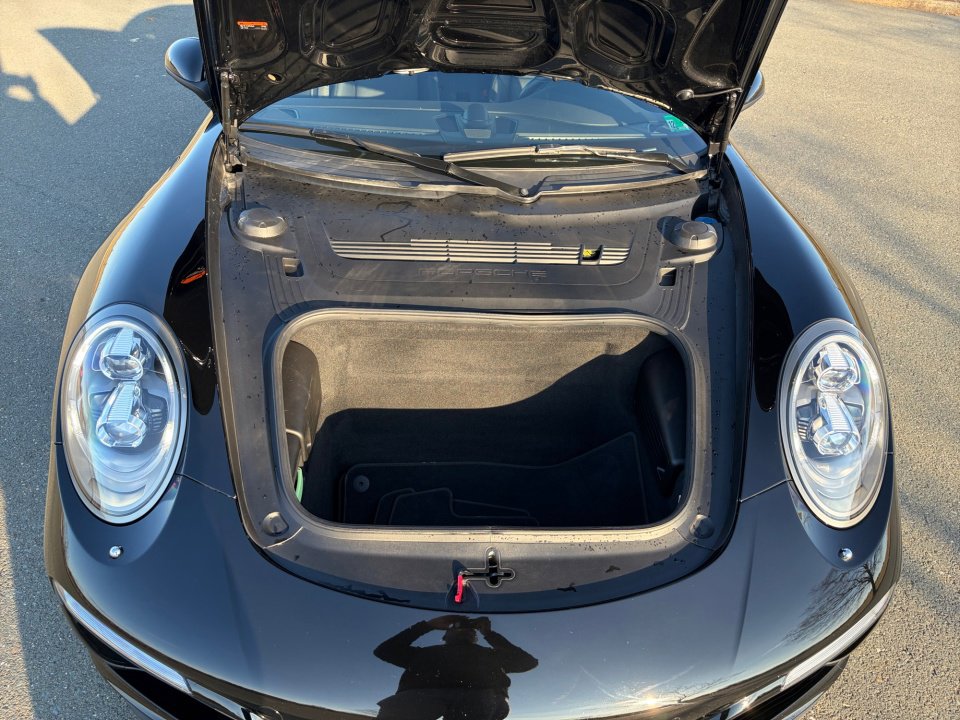 Used 2017 Porsche 911 Carrera S image 17