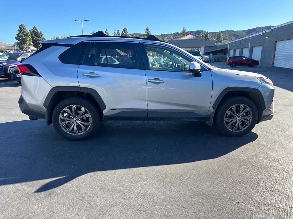 Used 2024 Toyota RAV4 Limited w/ Advanced Technology Package AWD/4WD image 4