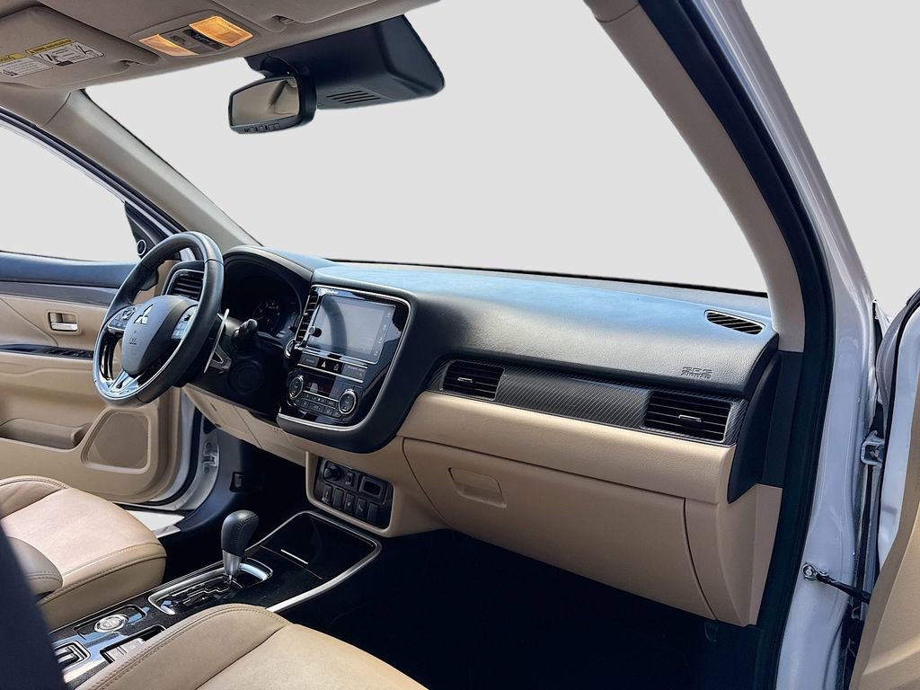 Used 2019 Mitsubishi Outlander GT image 27