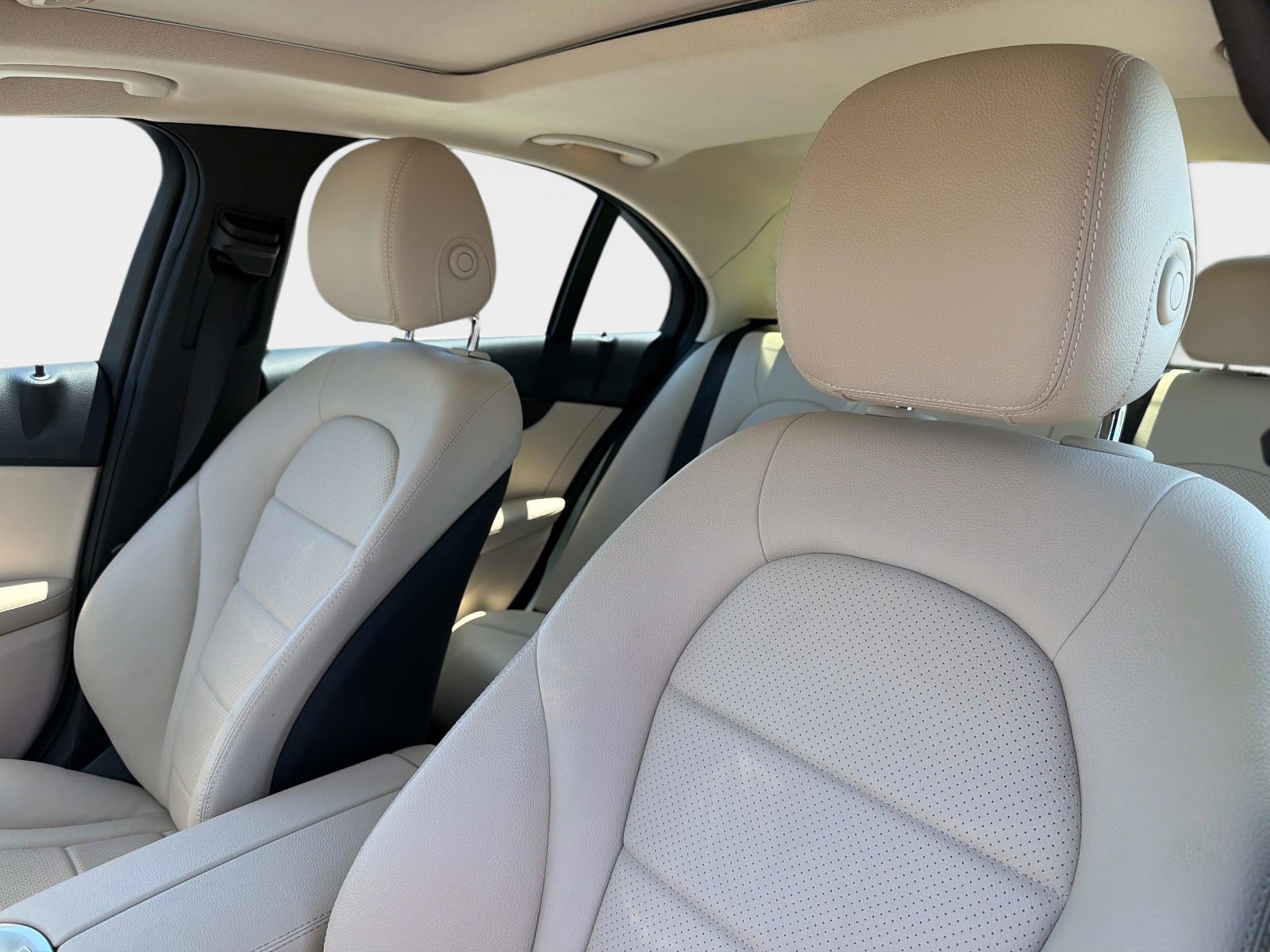 Used 2021 Mercedes-Benz C 300 Sedan image 39