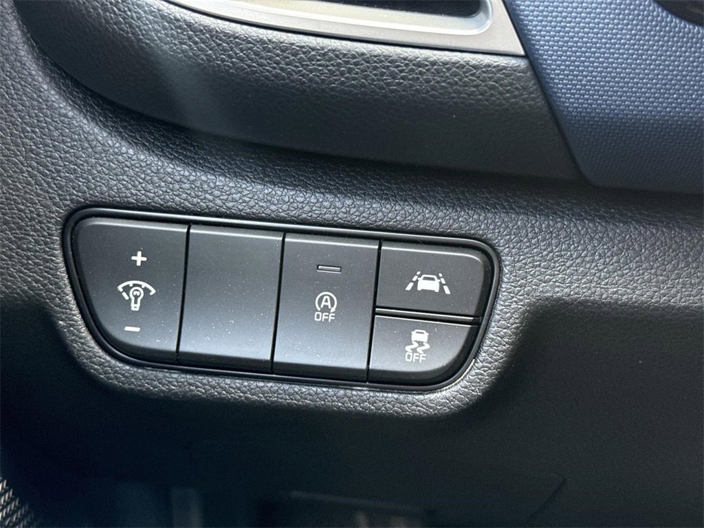 Used 2023 Kia Seltos S w/ Navigation Package image 17