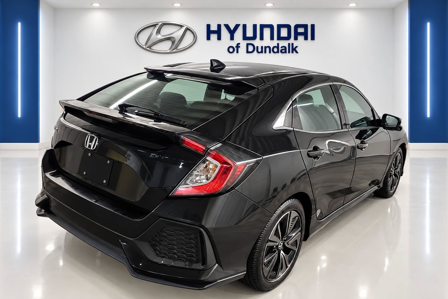 Used 2018 Honda Civic EX image 4