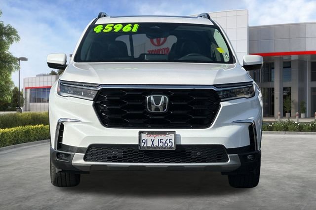 Used 2025 Honda Pilot Touring image 11