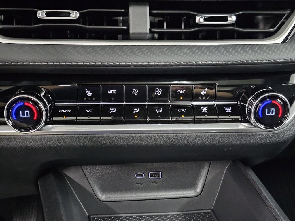 New 2027 Chevrolet Equinox LT w/ Convenience Package II FWD image 20