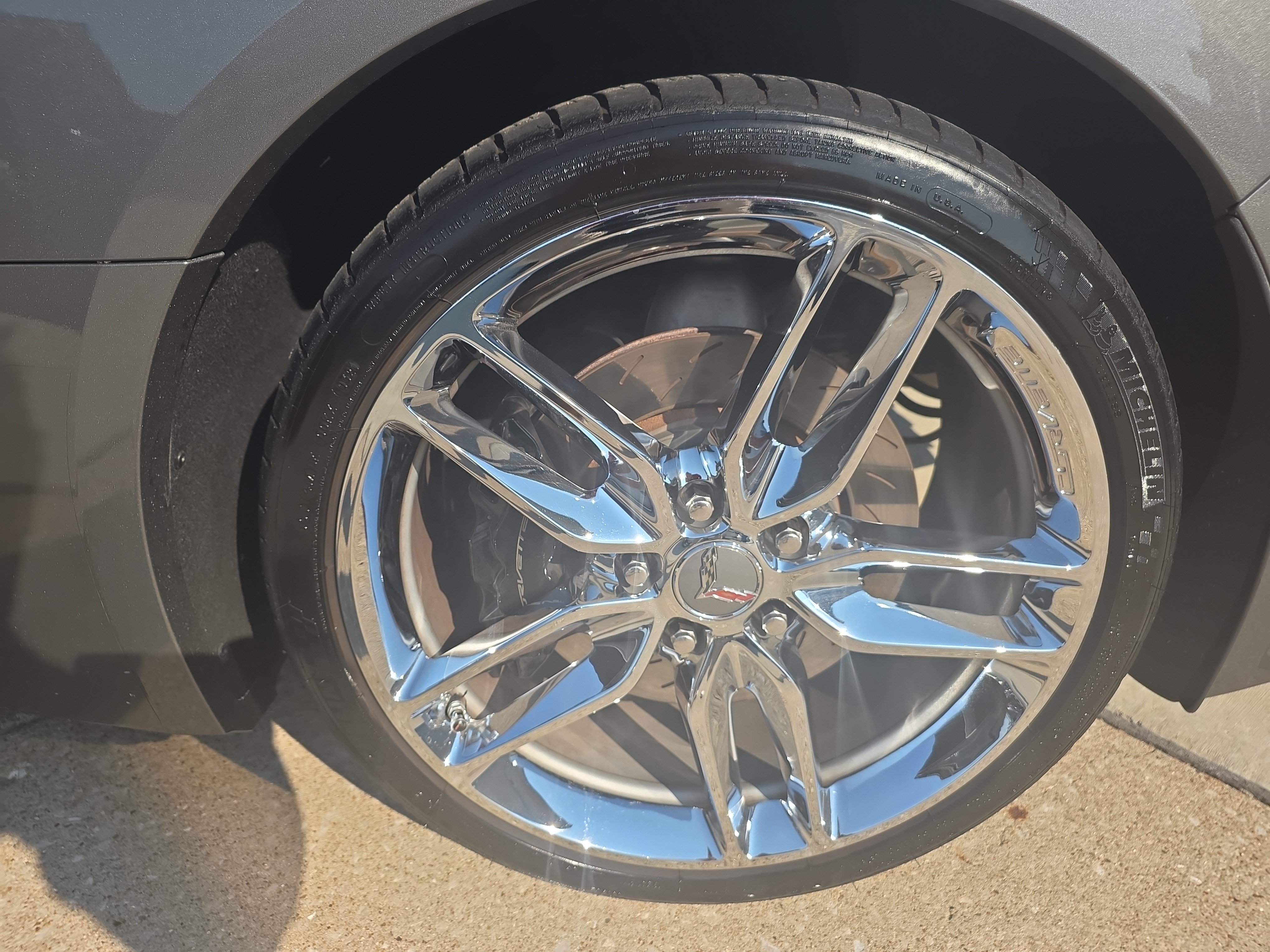 Used 2016 Chevrolet Corvette Stingray Coupe w/ 2LT Preferred Equipment Group RWD image 12