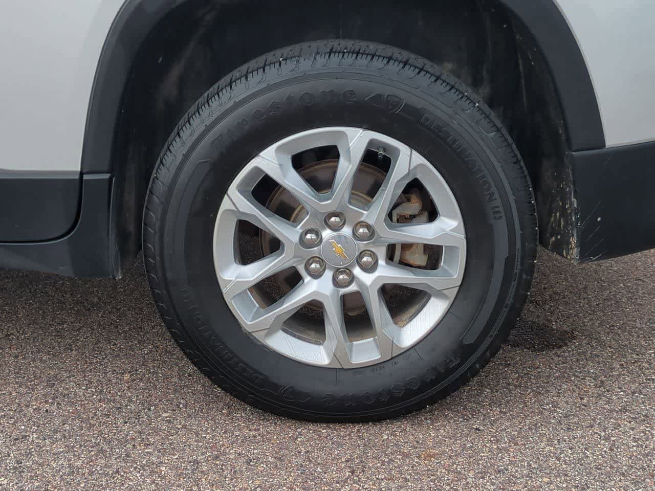 Used 2019 Chevrolet Traverse LT w/ LPO, Floor Liner Package AWD/4WD image 13