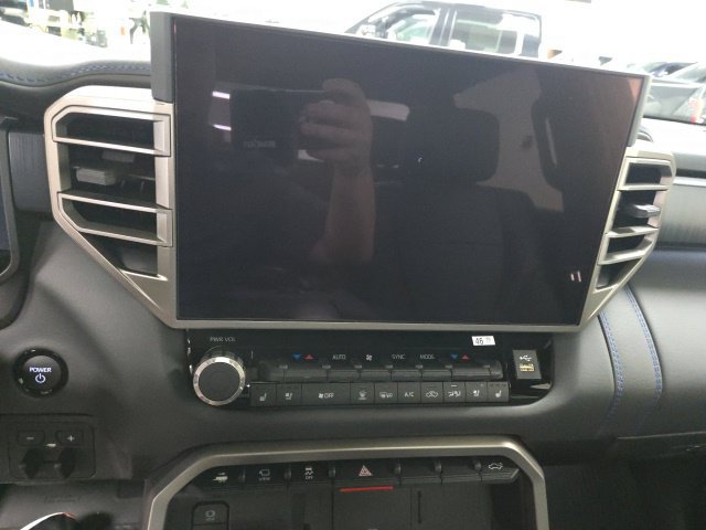 New 2026 Toyota Tundra Platinum AWD/4WD image 28