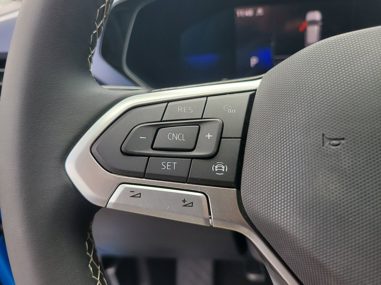 Used 2022 Volkswagen Taos SE image 30