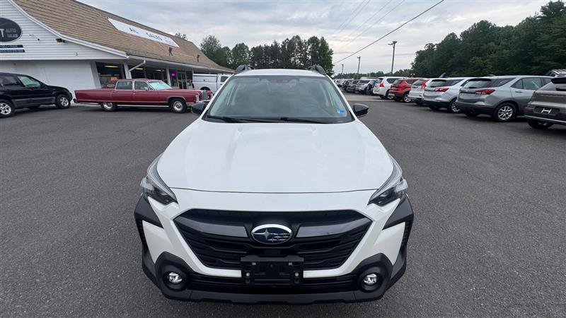 Used 2023 Subaru Outback Premium AWD/4WD image 17