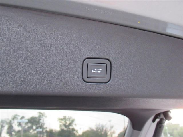 New 2026 Cadillac Optiq Sport 2 RWD image 31