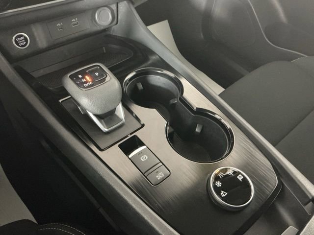 Used 2023 Nissan Rogue S AWD/4WD image 19