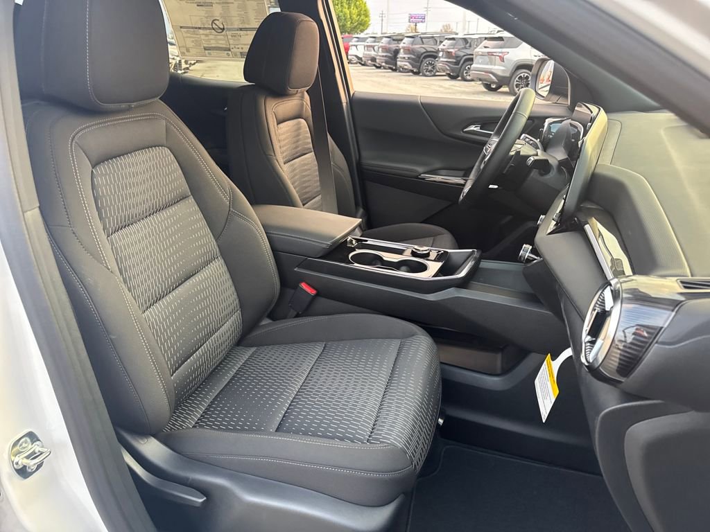 New 2026 Chevrolet Equinox LT image 12