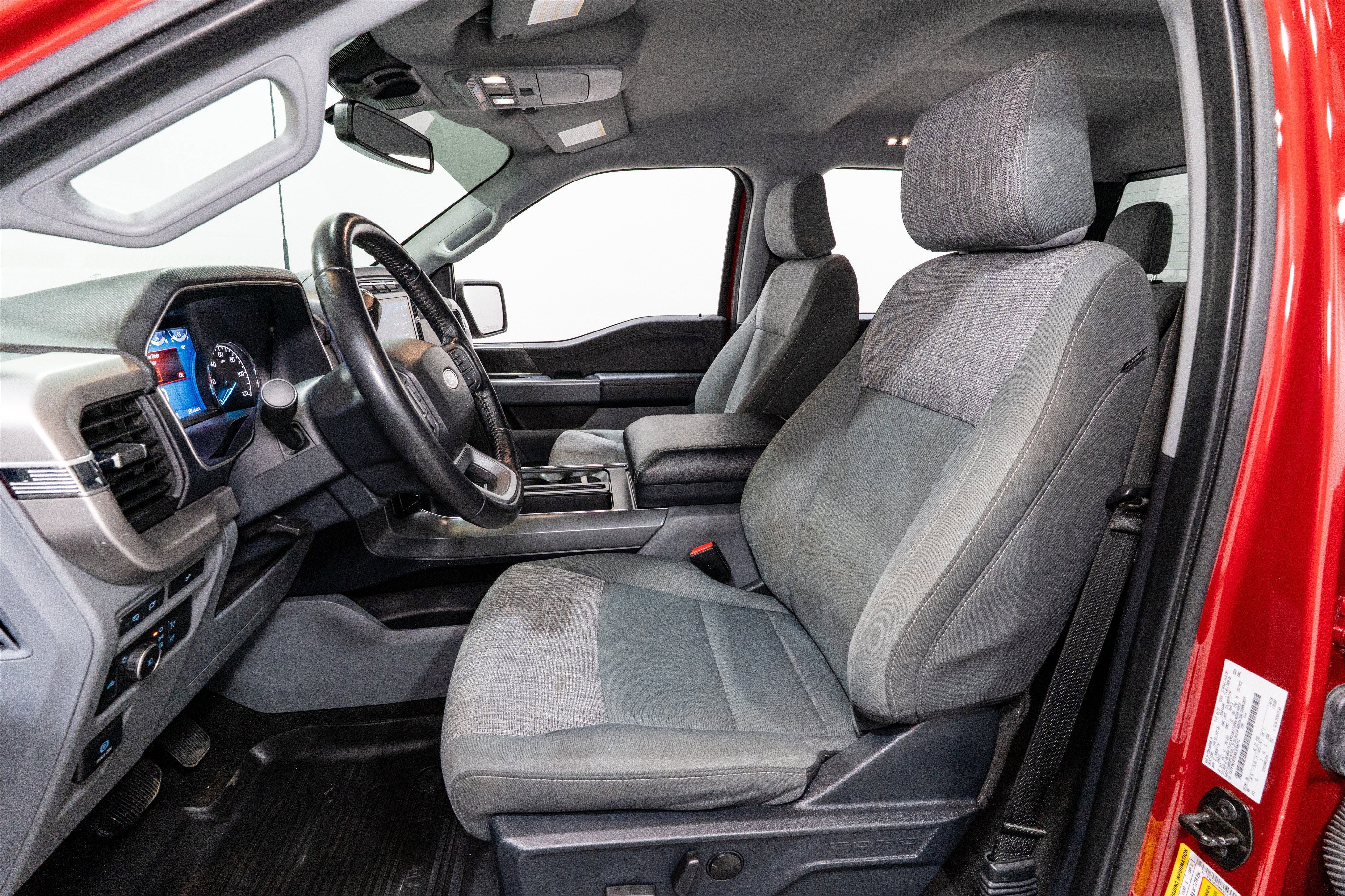 Used 2022 Ford F150 XLT w/ Equipment Group 302A High image 17