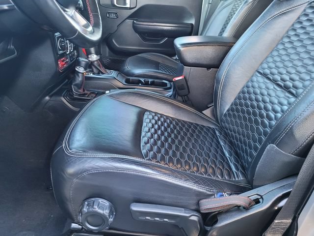 Used 2019 Jeep Wrangler Unlimited Rubicon AWD/4WD image 17