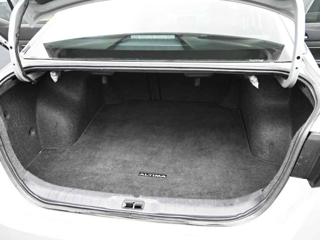 Used 2022 Nissan Altima 2.5 S image 11