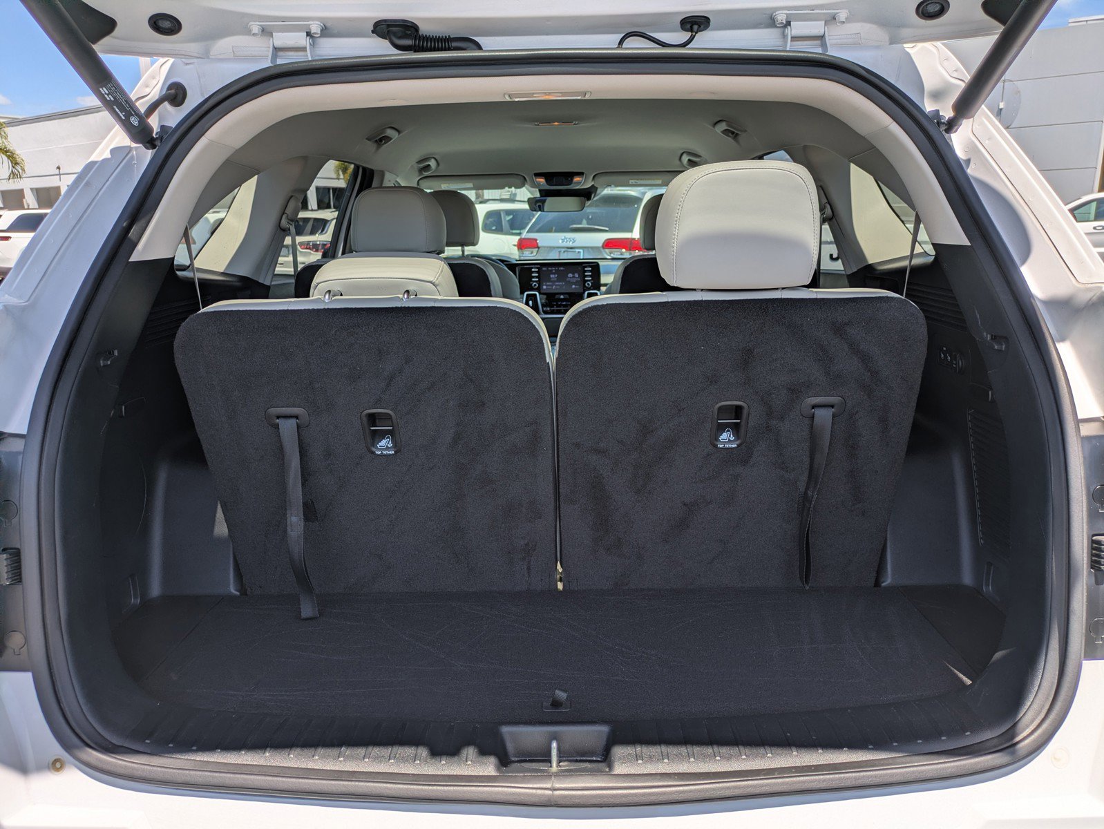 Certified 2021 Kia Sorento EX image 10