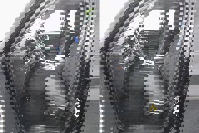 Used 2022 Ford Explorer XLT image 9