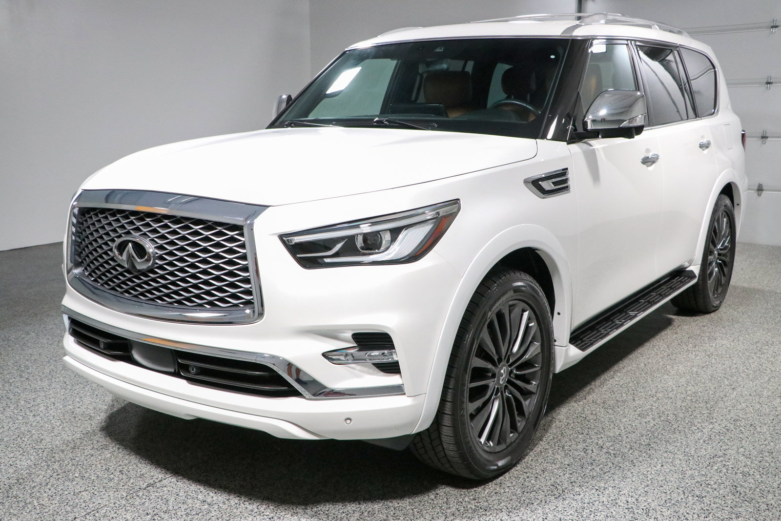 Used 2023 INFINITI QX80 Sensory w/ Cargo Package AWD/4WD image 38
