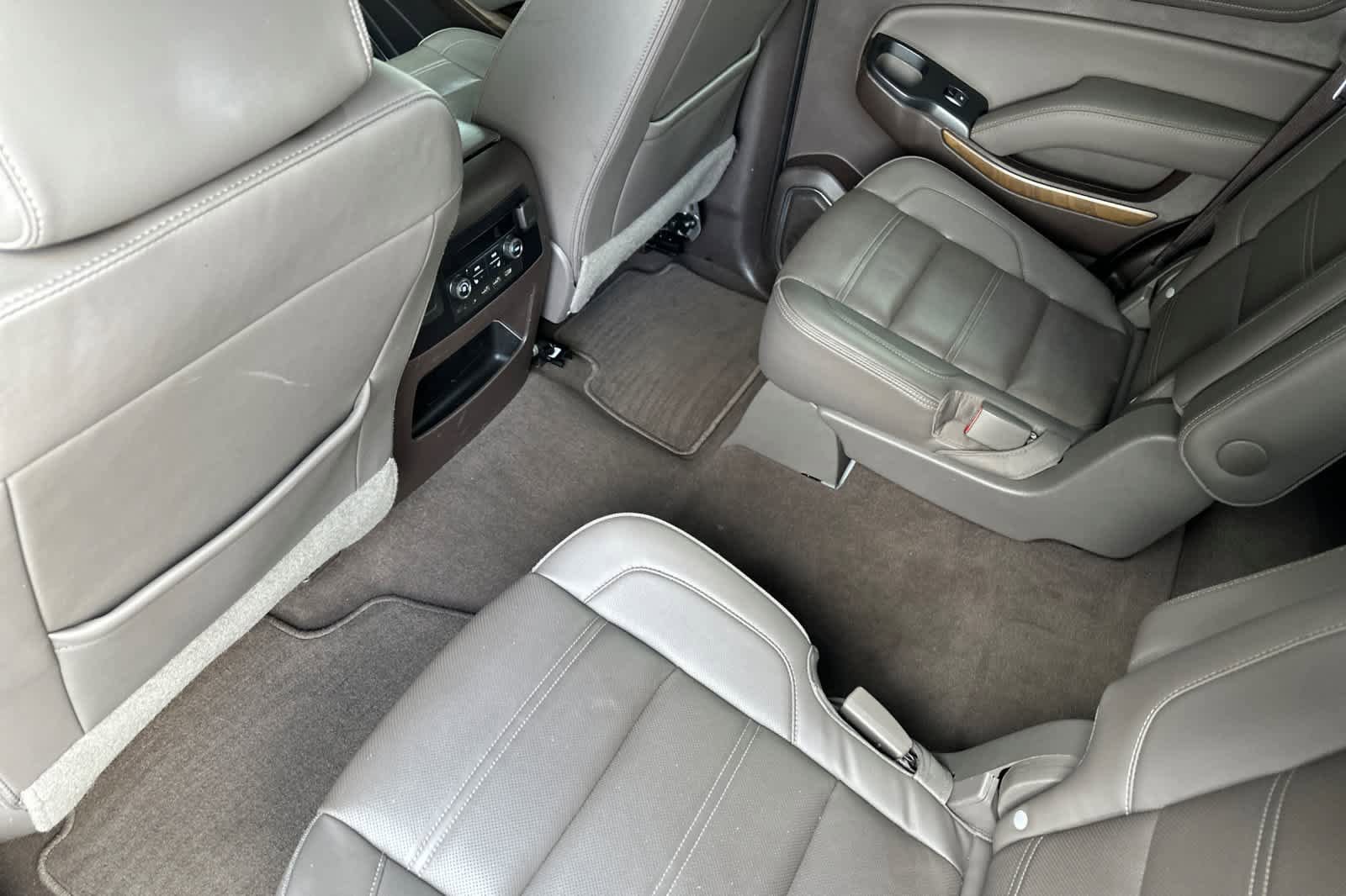 Used 2020 GMC Yukon Denali w/ Open Road Package video 4