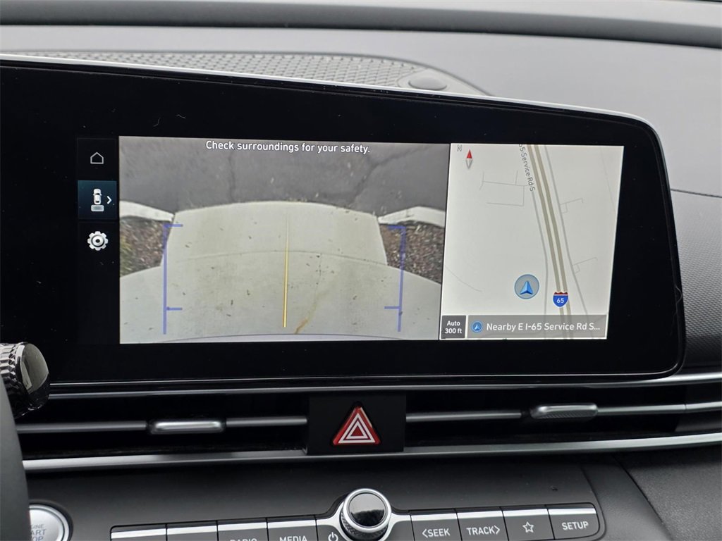 Used 2023 Hyundai Elantra SEL w/ Convenience Package image 14