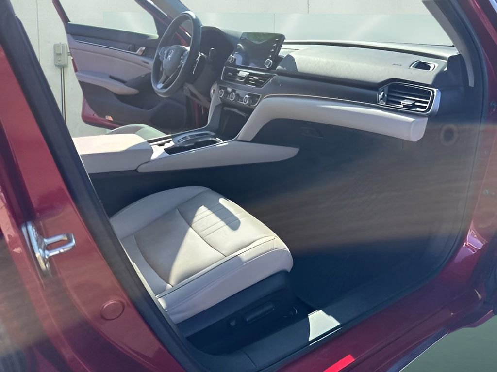 Used 2019 Honda Accord Touring image 35
