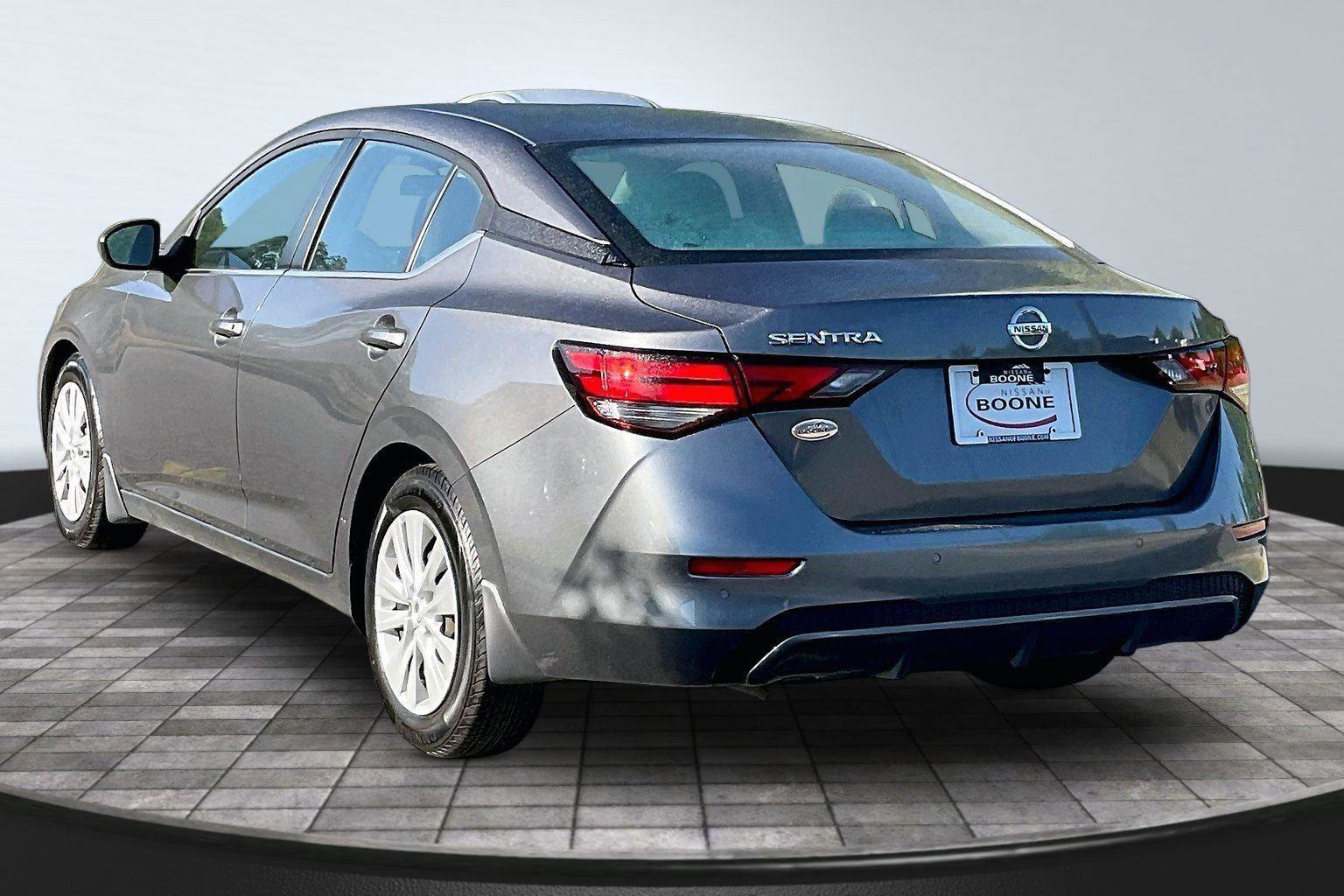 Certified 2021 Nissan Sentra S FWD image 3