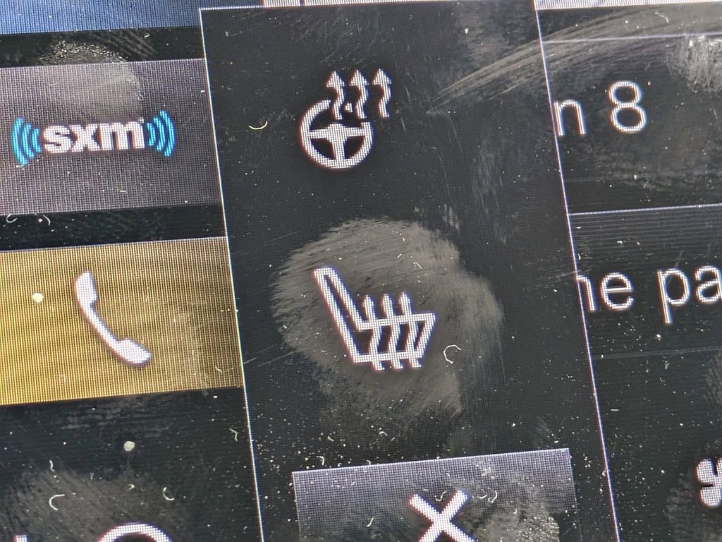 Certified 2022 Volvo XC90 T6 Momentum w/ Advanced Package image 24