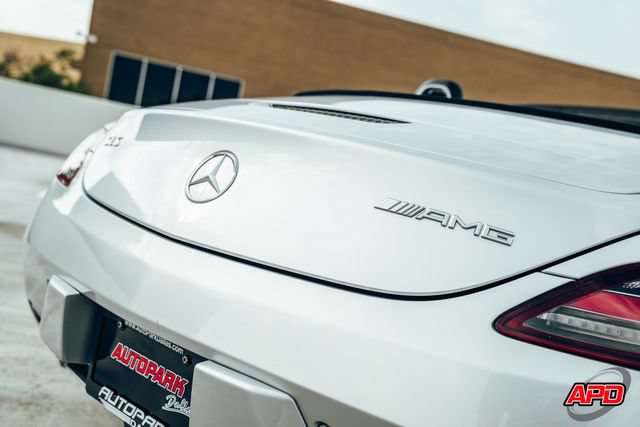 Used 2012 Mercedes-Benz SLS AMG Roadster image 35