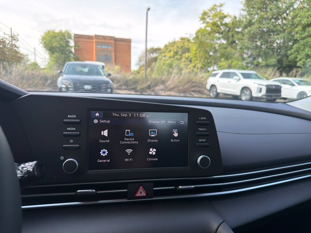 New 2026 Hyundai Elantra SE FWD image 21