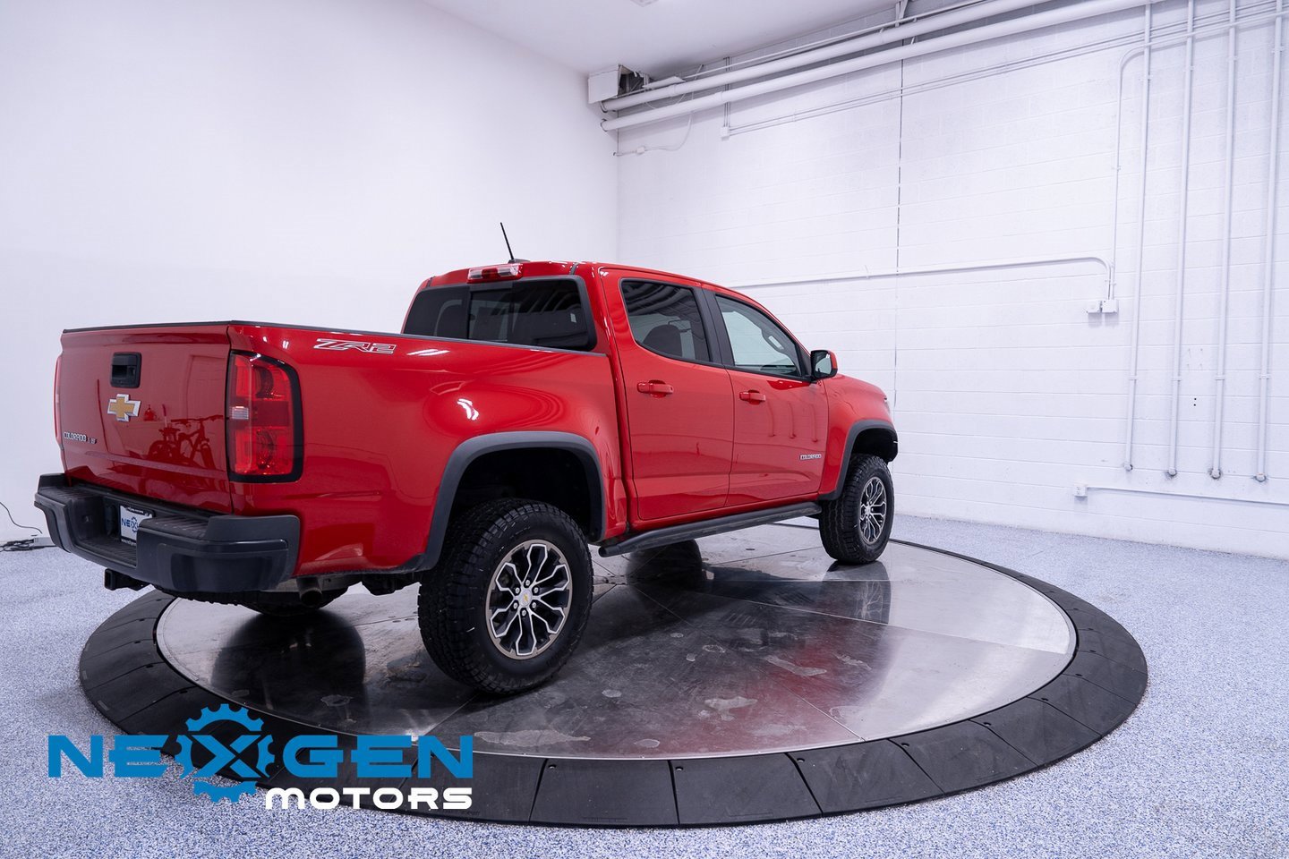 Used 2018 Chevrolet Colorado ZR2 image 32