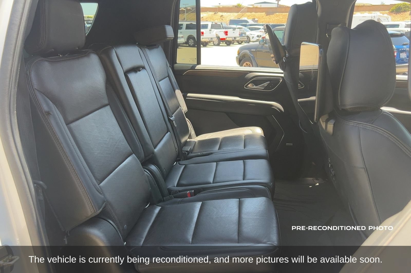 Used 2021 Chevrolet Suburban High Country w/ Max Trailering Package AWD/4WD image 15