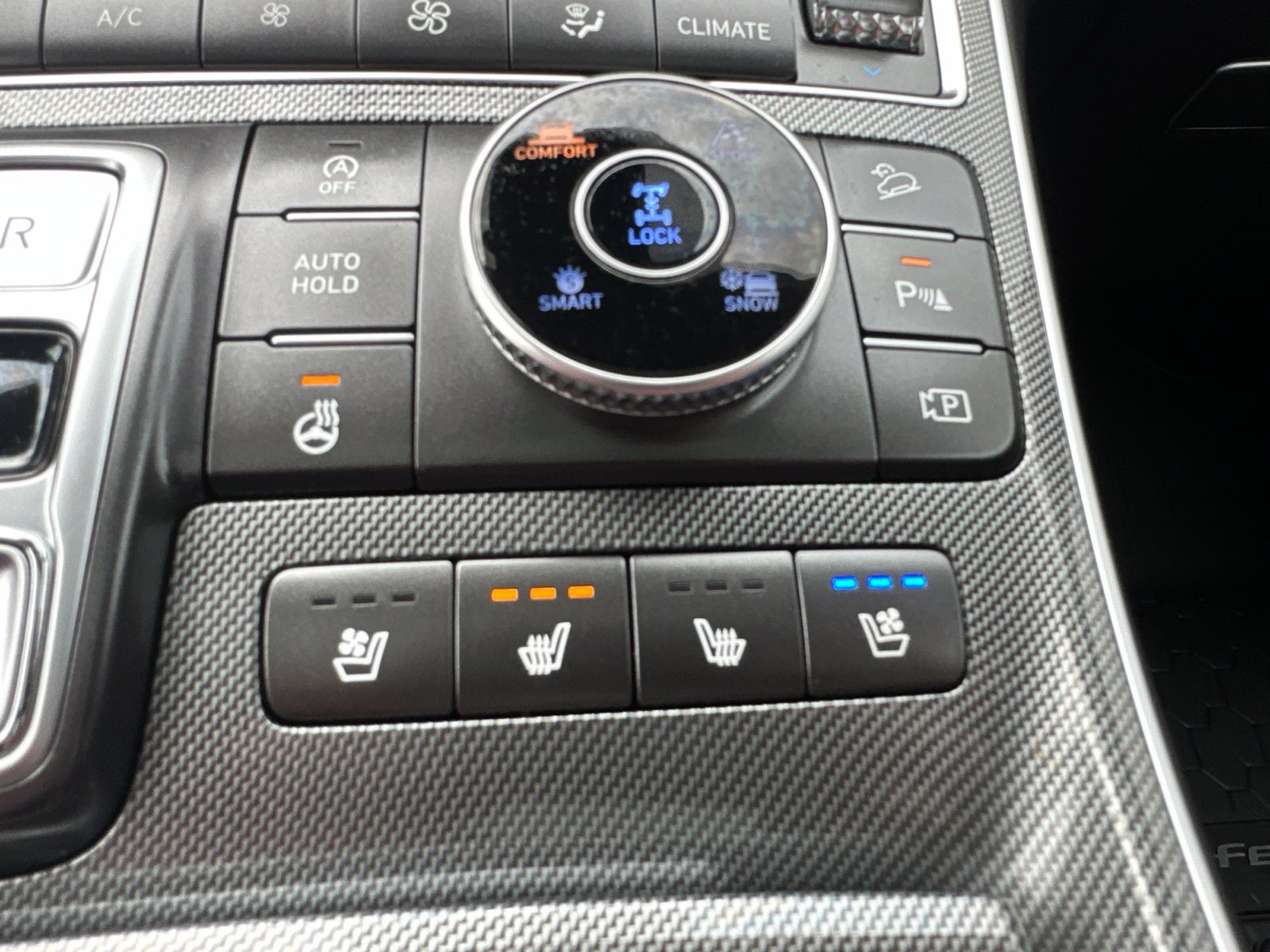 Used 2023 Hyundai Santa Fe Limited AWD/4WD image 71