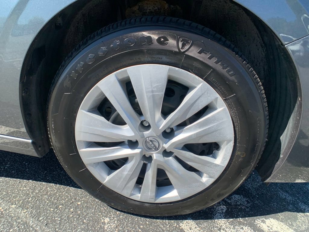 Used 2025 Nissan Sentra S FWD image 31